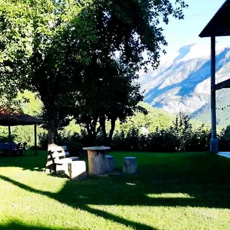 Martin Prebibaj Guest house Tropoje